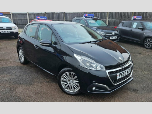 Peugeot 208  1.2 PureTech Signature Hatchback 5dr Petrol Manual