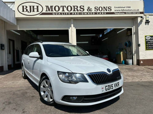 Skoda Superb  1.6 TDI S GreenLine III Estate 5dr Diesel Manual E