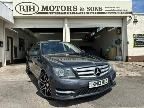 Mercedes-Benz C-Class C250 1.8 C250 BlueEfficiency AMG Sport Plus Saloon 4dr 