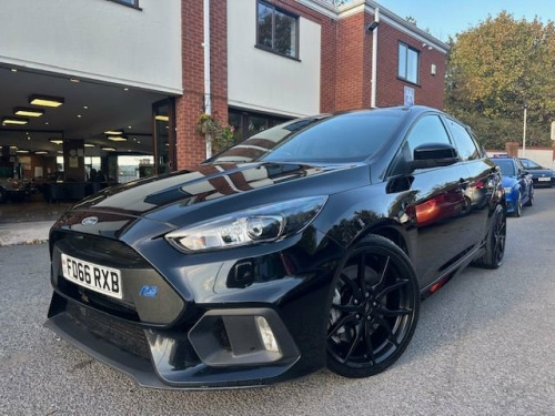 Ford Focus  2.3T EcoBoost RS Hatchback 5dr Petrol Manual AWD E
