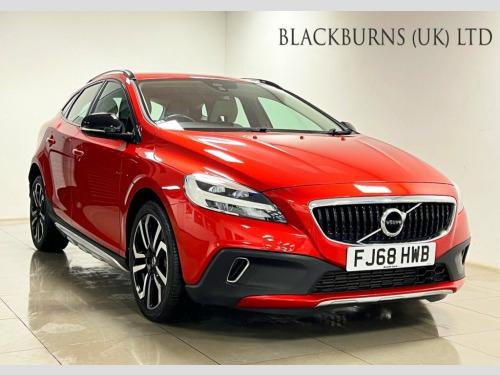 Volvo V40  1.5 T3 GPF Pro Hatchback 5dr Petrol Auto Euro 6 (s