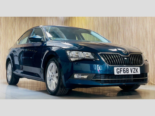 Skoda Superb  1.5 TSI ACT SE Hatchback 5dr Petrol DSG Euro 6 (s/