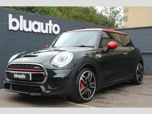 MINI Hatch  2.0 JOHN COOPER WORKS 3d 228 BHP