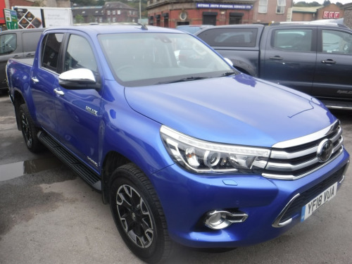 Toyota Hi-Lux  INVINCIBLE X 4WD D-4D DCB