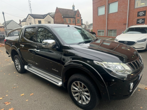 Mitsubishi L200  DI-D 4WD WARRIOR DCB