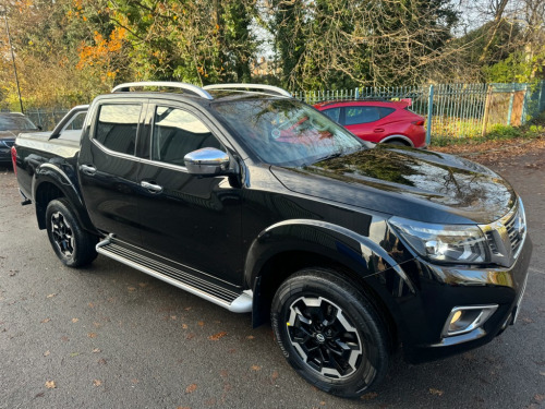 Nissan Navara  DCI TEKNA SHR DCB