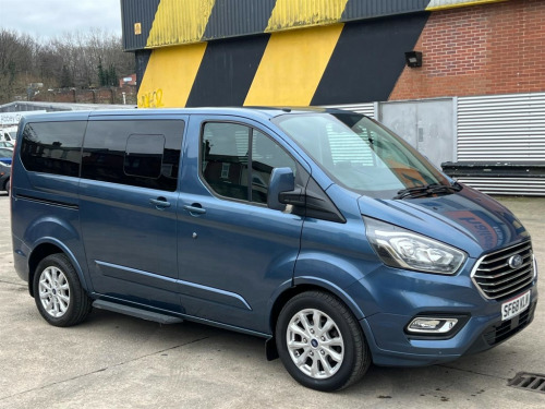 Ford Tourneo Custom  310 TITANIUM WHEELCHAIR ADAPTED