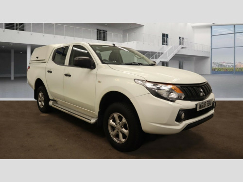 Mitsubishi L200  DI-D 4WD 4LIFE DCB