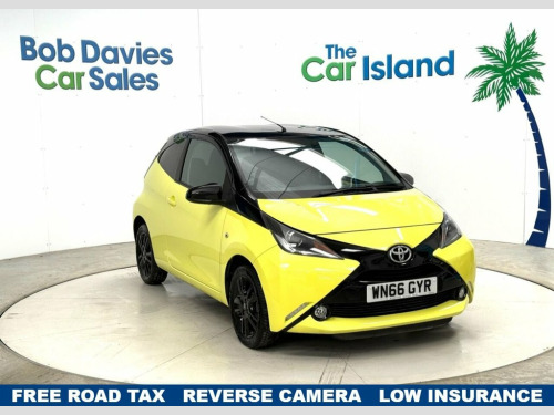 Toyota AYGO  1.0 VVT-i x-cite 3 Yellow Bi-Tone Hatchback 3dr Pe