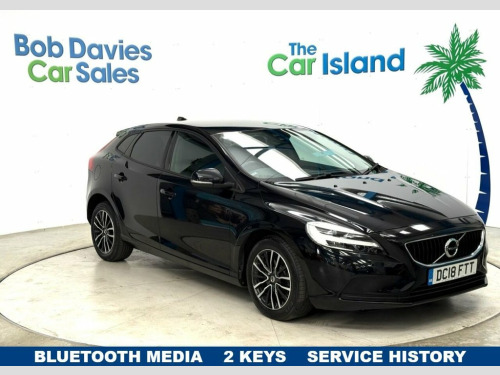 Volvo V40  2.0 T2 GPF Momentum Hatchback 5dr Petrol Manual Eu