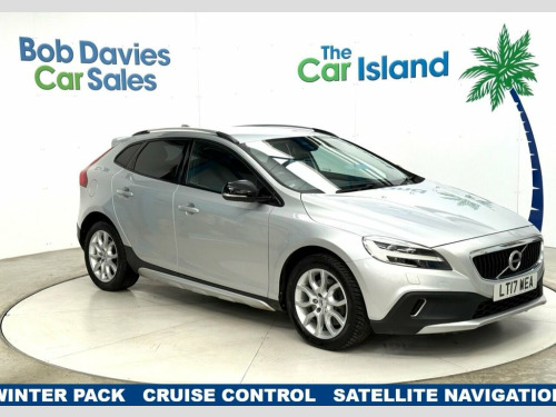 Volvo V40  2.0 T3 Pro Hatchback 5dr Petrol Manual Euro 6 (s/s