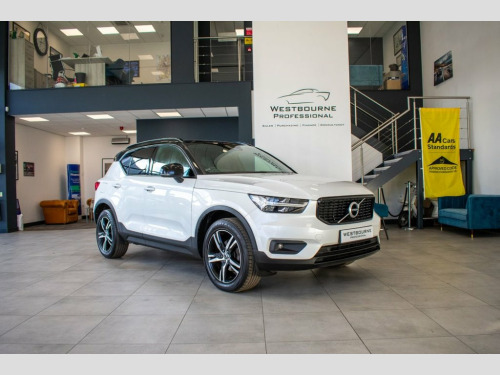 Volvo XC40  1.5 T3 R-Design SUV 5dr Petrol Manual Euro 6 (s/s)