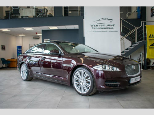 Jaguar XJ  3.0 D V6 PORTFOLIO SWB 4d 275 BHP