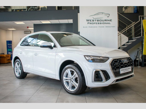 Audi Q5  2.0 TFSI 45 S line SUV 5dr Petrol S Tronic quattro
