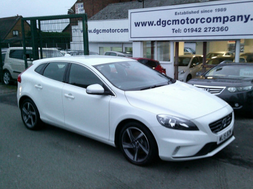 Volvo V40  2.0 T2 R-Design Euro 6 (s/s) 5dr