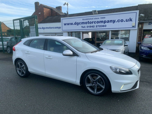 Volvo V40  2.0 D2 R-Design Euro 6 (s/s) 5dr 