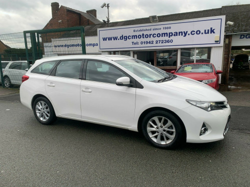 Toyota Auris  1.4 D-4D Icon Touring Sports Euro 5 (s/s) 5dr 