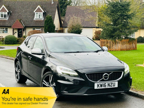 Volvo V40  2.0 D4 R-Design Pro Hatchback 5dr Diesel Manual Euro 6 (s/s) (190 ps)