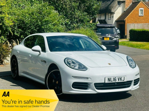 Porsche Panamera 3.0 V6 E-Hybrid S Hatchback 5dr Petrol Plug-in Hybrid TiptronicS Euro 6 (s/