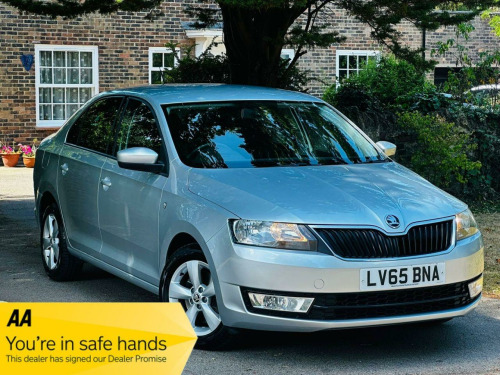 Skoda Rapid  1.4 TSI SE Hatchback 5dr Petrol DSG Euro 5 (122 ps)