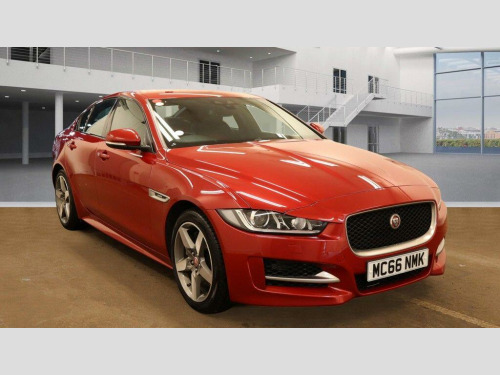 Jaguar XE  2.0 GTDi R-Sport Saloon 4dr Petrol Auto Euro 6 (s/s) (200 ps)