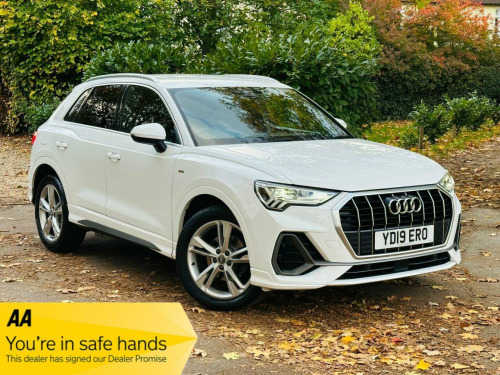 Audi Q3  1.5 TFSI CoD 35 S line SUV 5dr Petrol Manual Euro 6 (s/s) (150 ps)