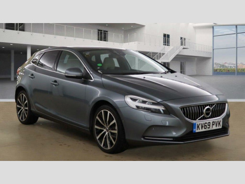 Volvo V40  1.5 T3 Inscription Edition Hatchback 5dr Petrol Auto Euro 6 (s/s) (152 ps)