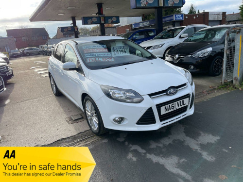 Ford Focus  1.6 Zetec Euro 5 5dr