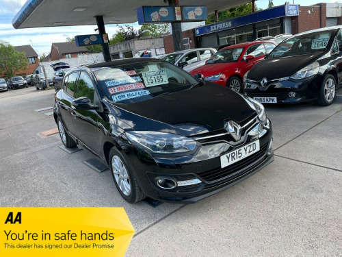 Renault Megane  1.6 VVT Dynamique TomTom Euro 5 5dr