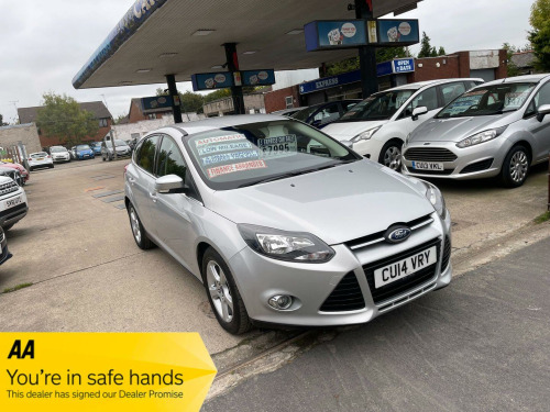 Ford Focus  1.6 Zetec Navigator Powershift Euro 5 5dr