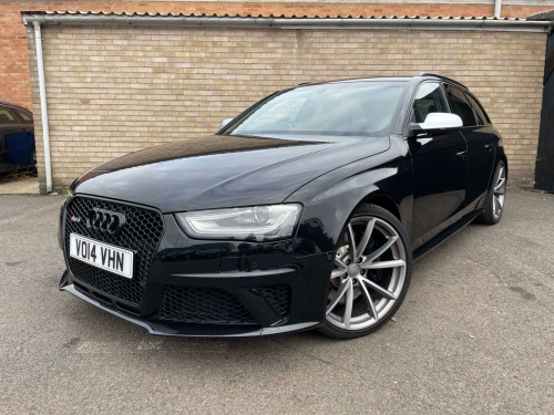 Audi RS4 Avant  4.2 FSI V8 Avant S Tronic quattro 5dr