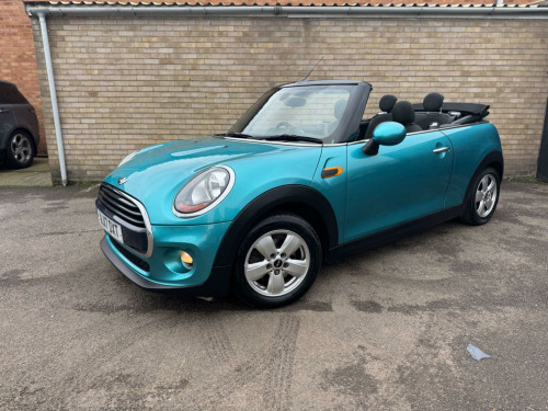 MINI Convertible  1.5 Cooper 2dr