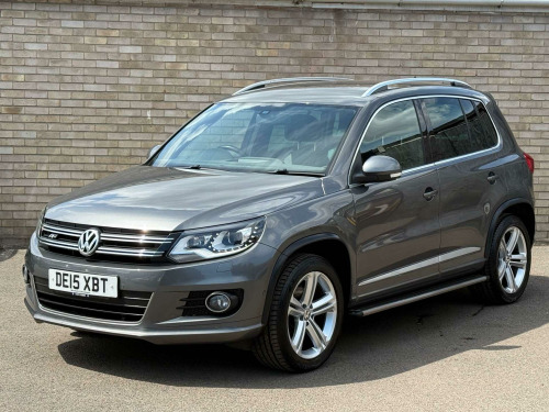 Volkswagen Tiguan  2.0 Tiguan R-Line TDI BlueMotion Technology 4Motion 4WD 5dr