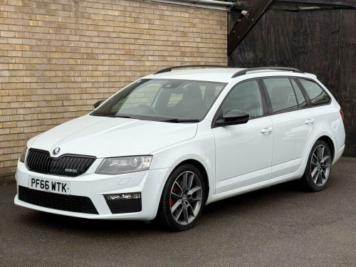 Skoda Octavia  2.0 Octavia vRS TDI Semi-Auto 5dr 