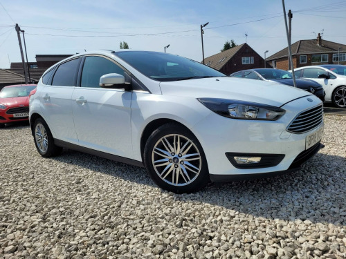 Ford Focus  1.0T EcoBoost Zetec Edition Euro 6 (s/s) 5dr