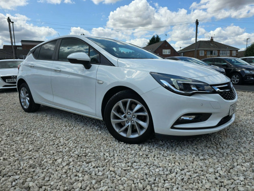 Vauxhall Astra  1.6 CDTi BlueInjection Tech Line Nav Euro 6 (s/s) 5dr