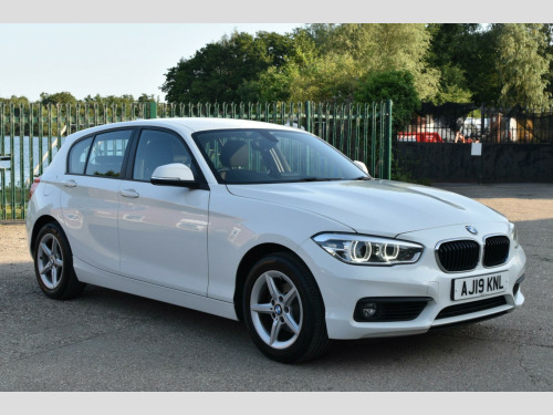 BMW 1 Series  1.5 118i SE Business Auto Euro 6 (s/s) 5dr