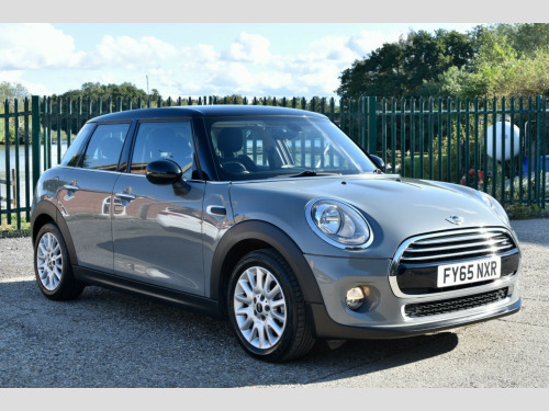 MINI Hatch  1.5 Cooper D Hatchback 5dr Diesel Manual Euro 6 (s/s) (116 ps)