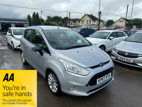 Ford B-Max  TITANIUM NAVIGATOR