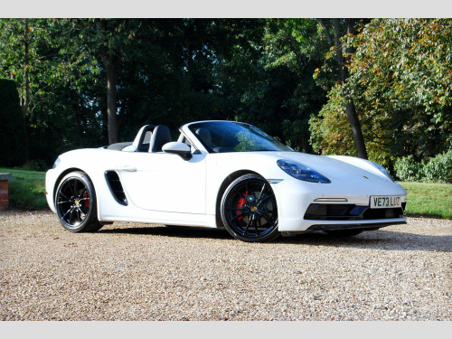 Porsche 718  Boxster S 2.5 T - 1,690 miles - 1 Owner - 6-Speed Manual - PASM, SportDesig