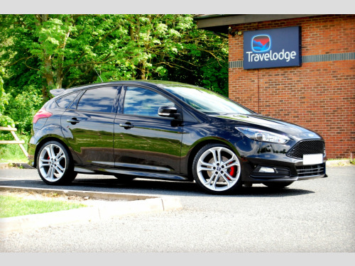 Ford Focus  ST-3 2.0 EcoBoost - 44,800 miles - Sat Nav, Camera, 19inch Alloys - FSH - U