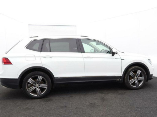 Volkswagen Tiguan  2.0 TDI Match Euro 6 (s/s) 5dr