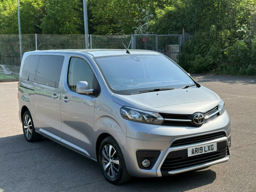Toyota PROACE Verso  2.0D Family Medium MPV Auto MWB Euro 6 (s/s) 5dr (8 Seat)