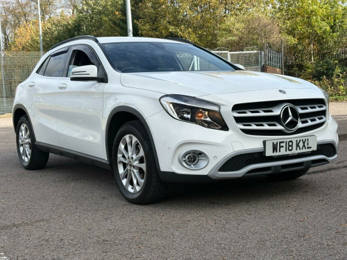 Mercedes-Benz GLA-Class GLA200 1.6 GLA200 SE (Executive) 7G-DCT Euro 6 (s/s) 5dr