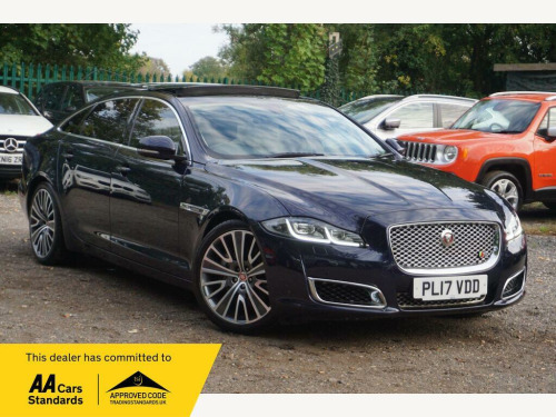 Jaguar XJ  3.0d V6 Autobiography Auto Euro 6 (s/s) 4dr (LWB)