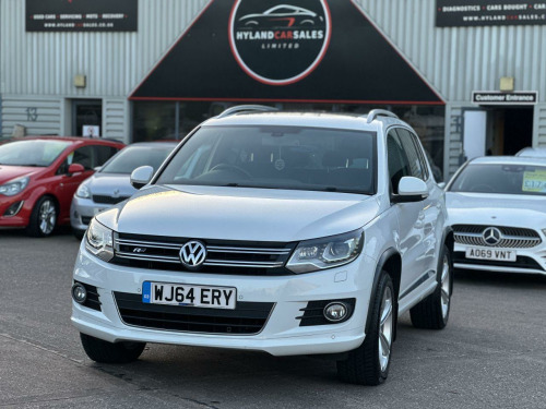 Volkswagen Tiguan  2.0 TDI BlueMotion Tech R-Line SUV 5dr Diesel Manual 4WD Euro 5 (s/s) (Nav)