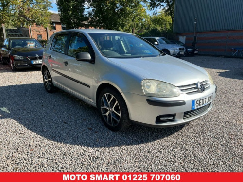 Volkswagen Golf  1.6 S FSI 5d 114 BHP Bluetooth + Alloy wheels