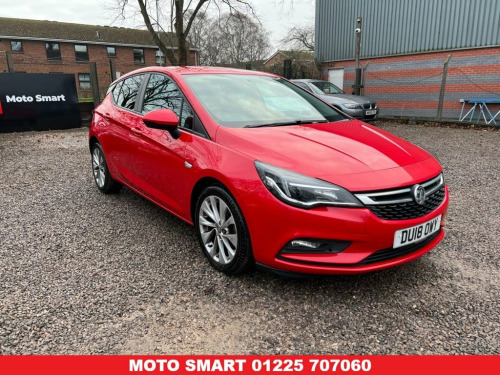 Vauxhall Astra  1.4i Tech Line Nav Hatchback 5dr Petrol Manual Eur