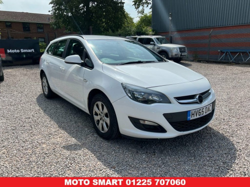 Vauxhall Astra  1.6 CDTi ecoFLEX Design Sports Tourer 5dr Diesel M