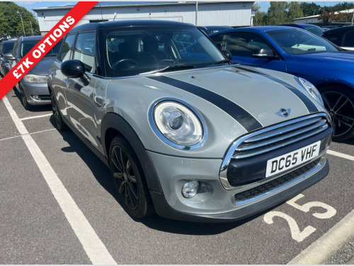 MINI Hatch  1.5 Cooper Hatchback 5dr Petrol Auto Euro 6 (s/s) 